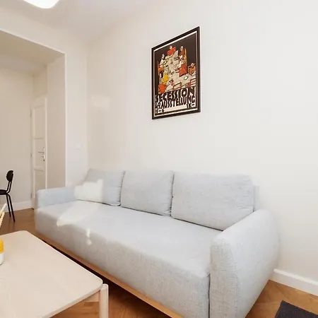 Apartamento Charming Train Lines