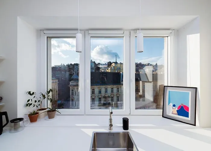 Apartament Charming Train Lines Bratislava