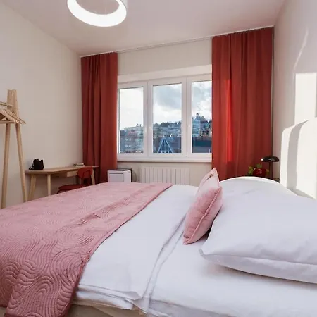 Apartment Charming Train Lines Bratislava